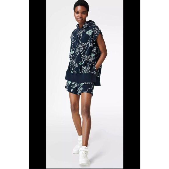 Sweaty Betty Blue Floral Sleeveless Wren Hoodie Size Small New - Picture 1 of 7